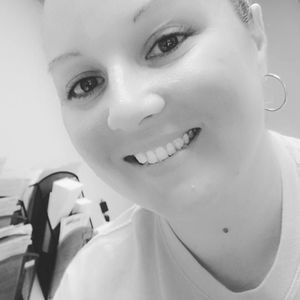 Meet your Posher, Felicia